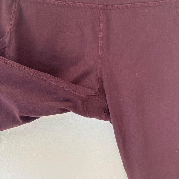 Abercrombie & Fitch Maroon Leggings Athletic Active Wear Gym Athleisure Workout - Picture 7 of 11